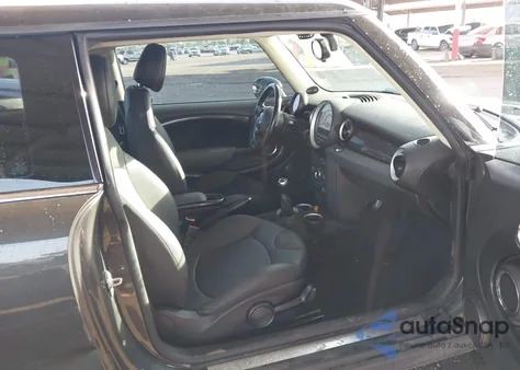 2011 Mini Cooper S из США, поврежденный, VIN WMWSV3C58BTY21249